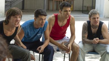 Mar afuera 1x3
