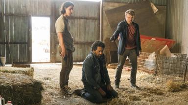 Fear the Walking Dead 2x13