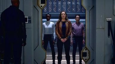 Lost in Space 2x8