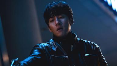 Manipulado 1x10