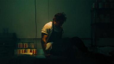 The Bear 1x1