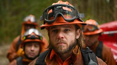 Fire Country 2x3