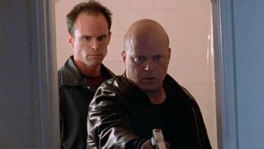 The Shield: Al margen de la ley 1x1