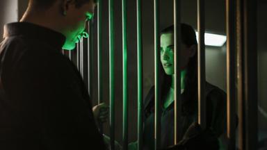 Supergirl 2x12