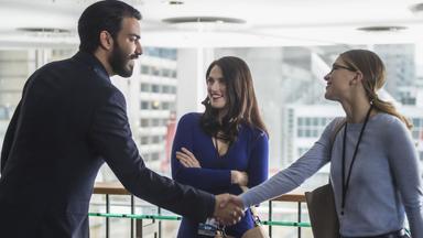 Supergirl 2x18