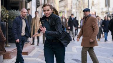 FBI: Internacional 3x5
