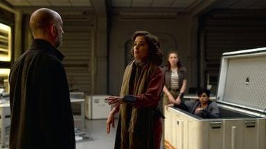 Lost in Space 2x6