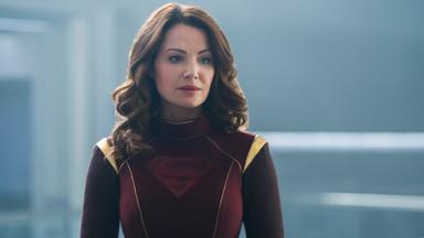Supergirl 3x22