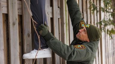 Sheriff Country 1x20